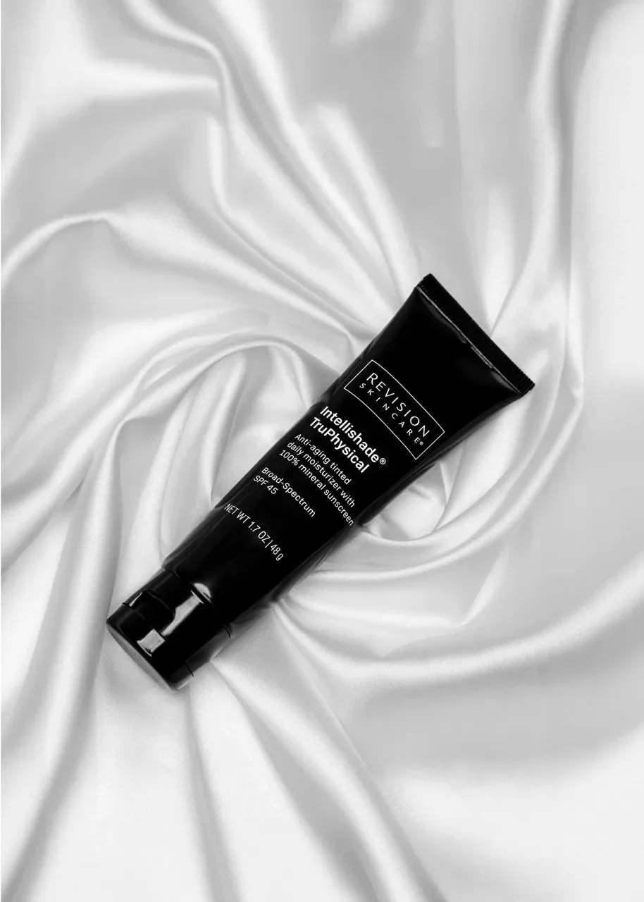 REVISION Skincare, realizacja KW Creatives